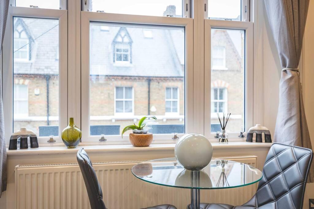 Central Windsor 1 Bedroom Gem,Shared Garden المظهر الخارجي الصورة